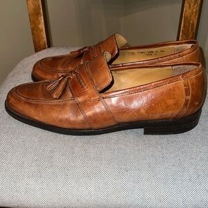 Johnston & Murphy brown leather dress shoes (great condition) - size 10.5 men’s